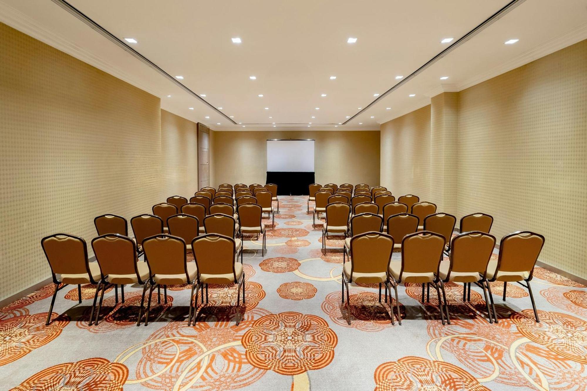 Sheraton Grand Rio & Hotel 5*